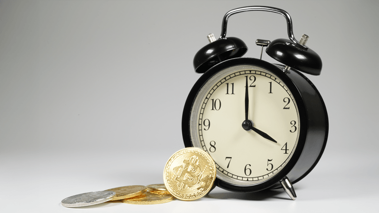 Đồng hồ giảm một nửa của Bitcoin đang điểm khi chỉ còn ít hơn 80.000 khối