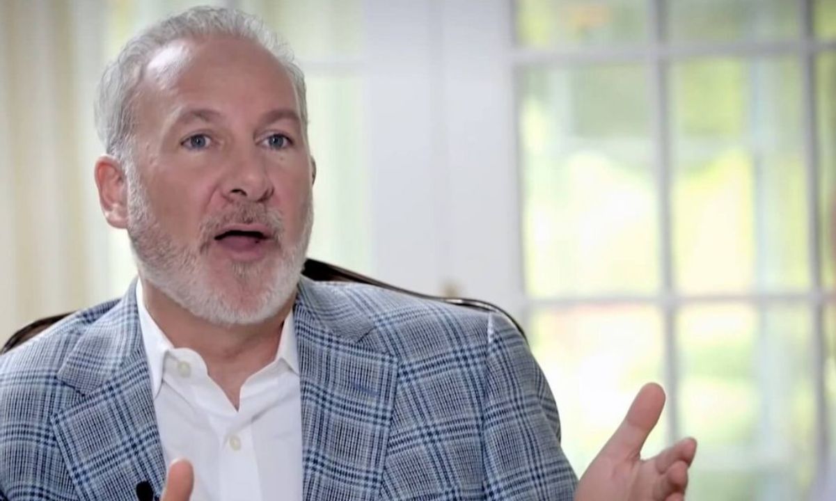 Peter Schiff dự đoán Bitcoin sẽ giảm nếu cổ phiếu công nghệ quay trở lại