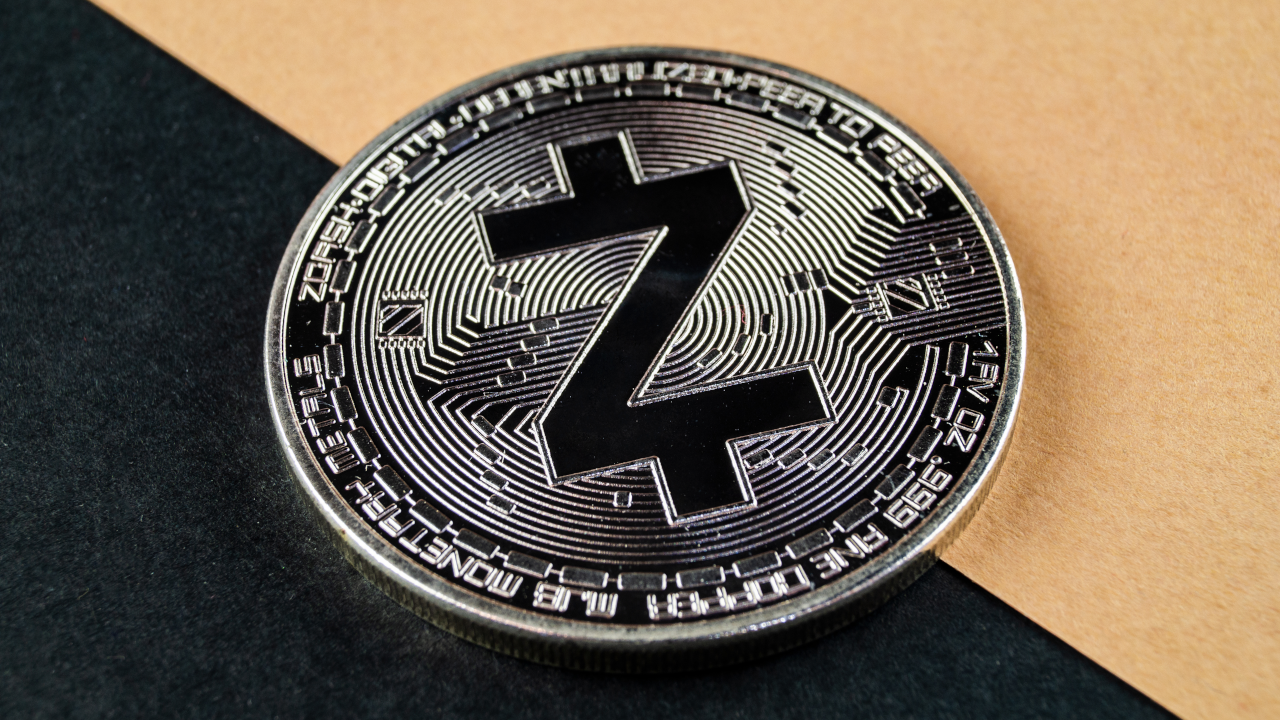 Zcash đạt mốc 1.400 USD sau khi các chủ sở hữu coin bỏ phiếu ủng hộ việc giảm một nửa theo kiểu Bitcoin