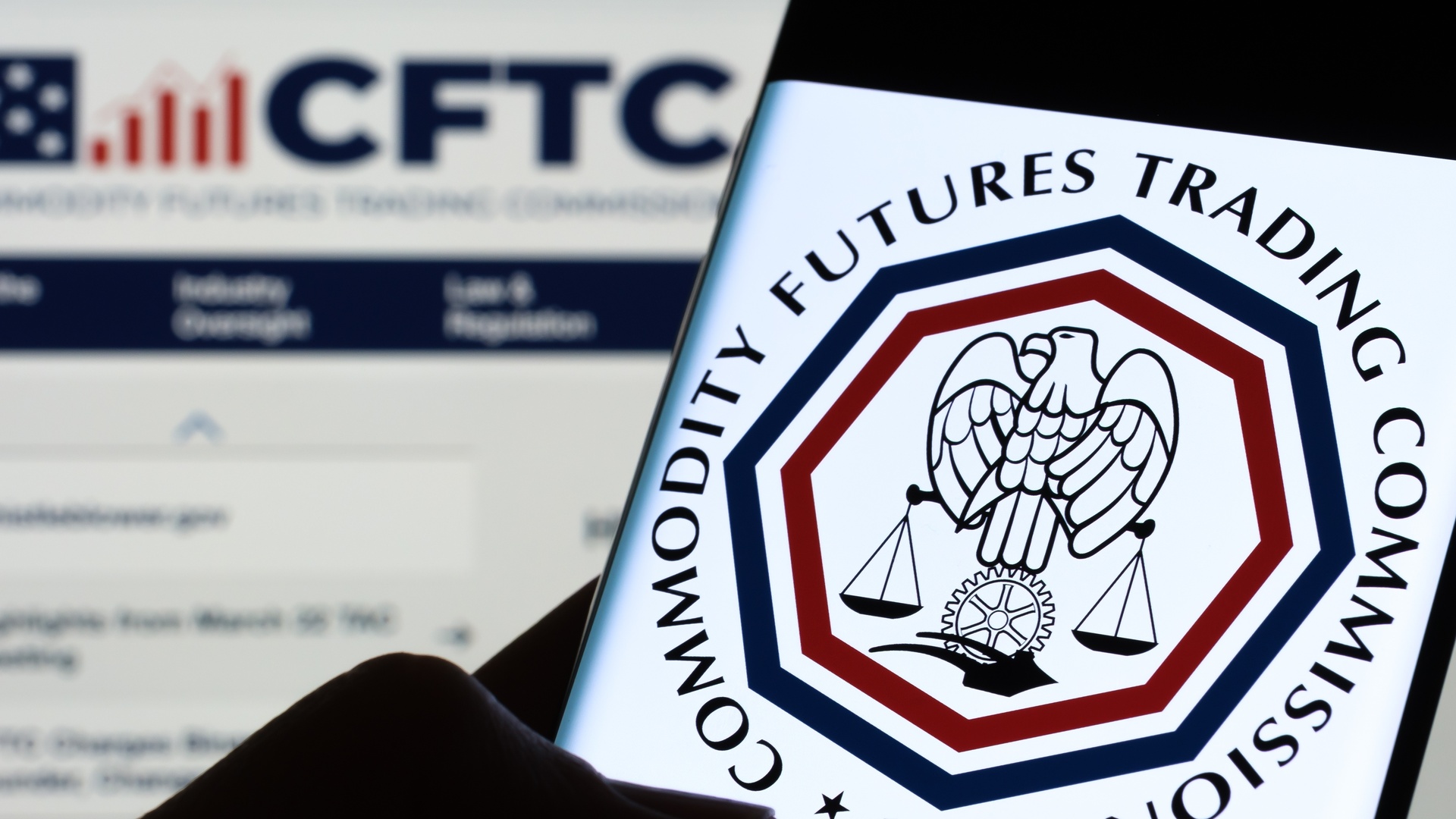 CFTC gửi đề xuất điều chỉnh các giao dịch tiền điện tử sau khi đạo luật rõ ràng không thành công
