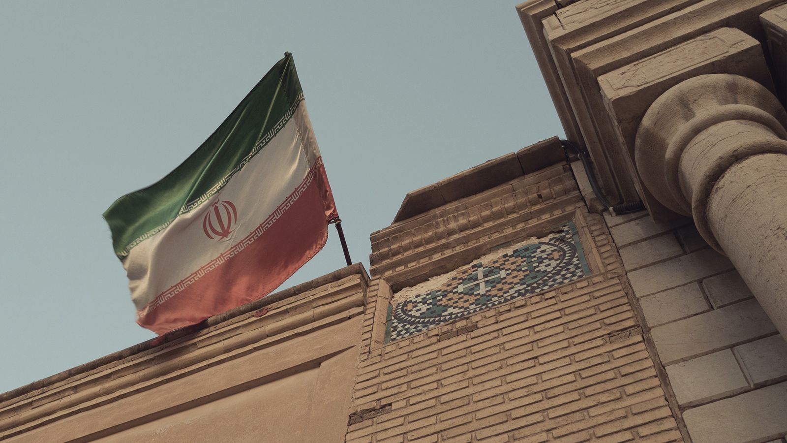 Hoa Kỳ nhắm mục tiêu tịch thu tiền điện tử trị giá 1 tỷ USD liên quan đến Iran, Bessent nói ‘chúng tôi biết nó ở đâu’