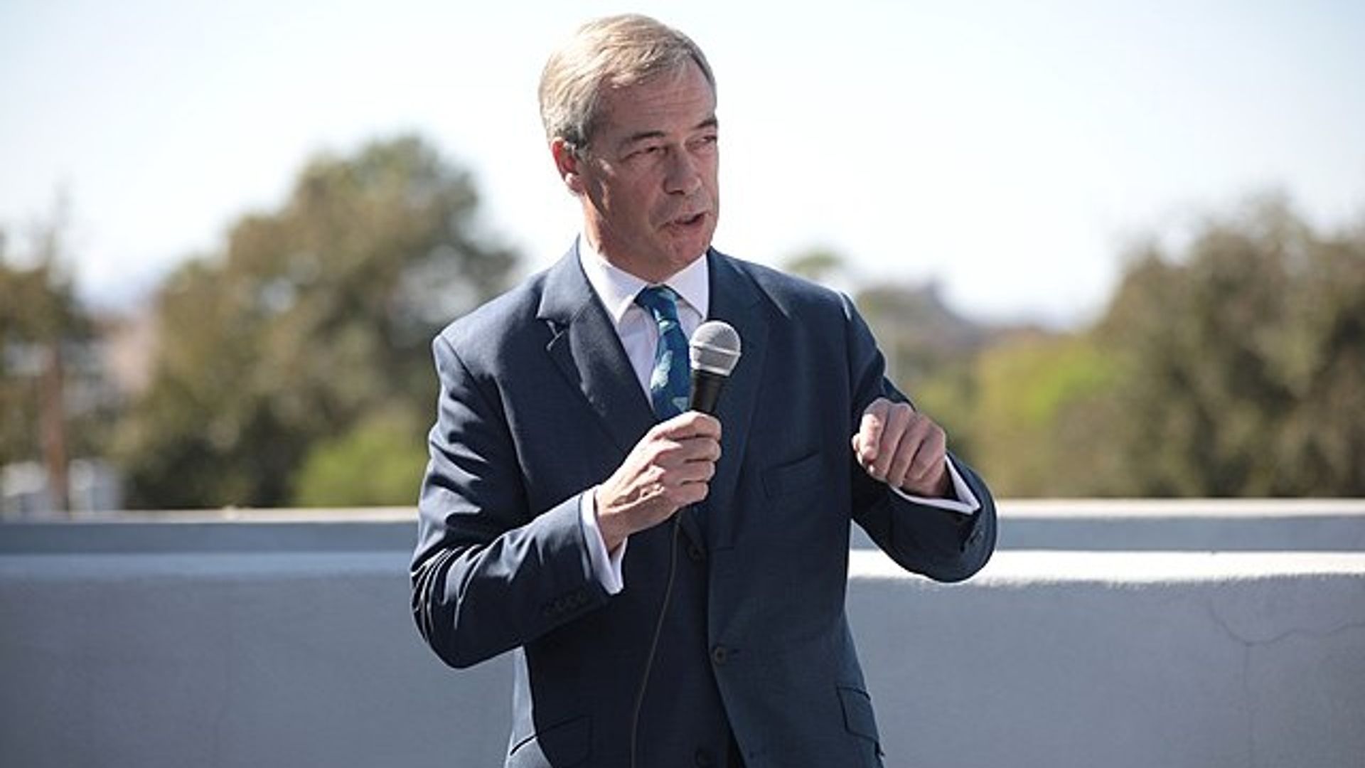 Cuộc cải cách Vương quốc Anh của Nigel Farage nhận được 97 triệu đô la quyên góp từ hai tỷ phú tiền điện tử trong 24 giờ