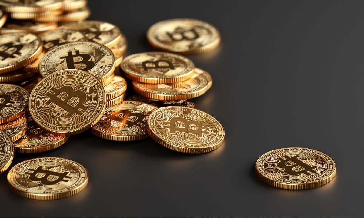 Phấn đấu nạp thêm 1.100 Bitcoin nữa khi tổng số nắm giữ đạt 27.500