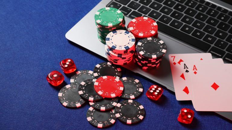 Pokerstars mở nhóm người chơi cho các thương hiệu đối thủ. Đây là lý do tại sao