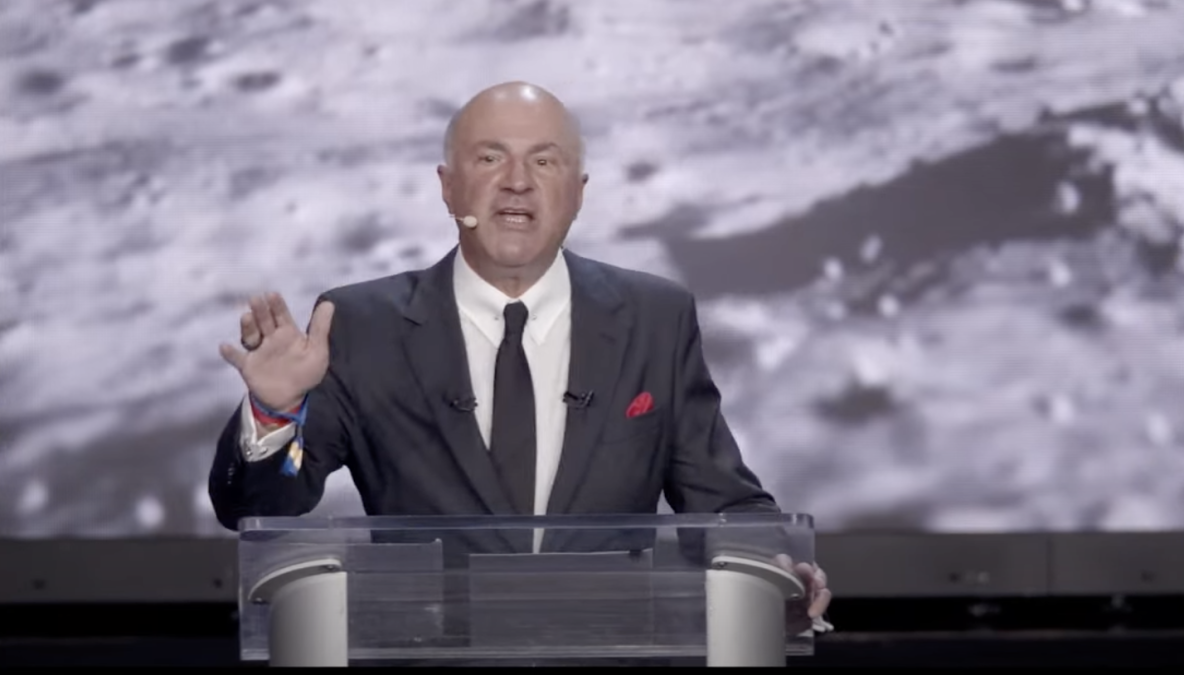 Kevin O’Leary đang mua tiền điện tử một lần nữa, cho biết việc áp dụng sàn giao dịch chứng khoán lớn là ‘thời điểm bước ngoặt’ để xem